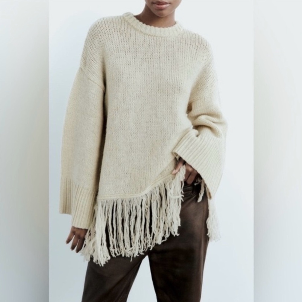 Zara Cream 100% Wool Fringe Hem Sweater